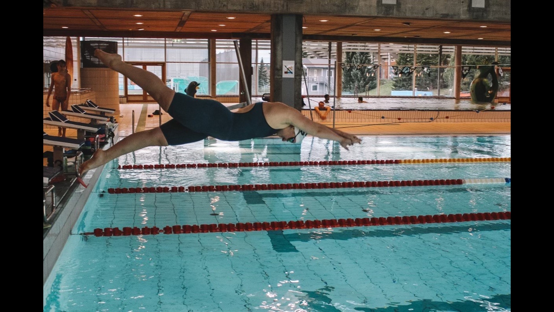 Women&rsquo;s Swimming Signs Clara Bjorkegren